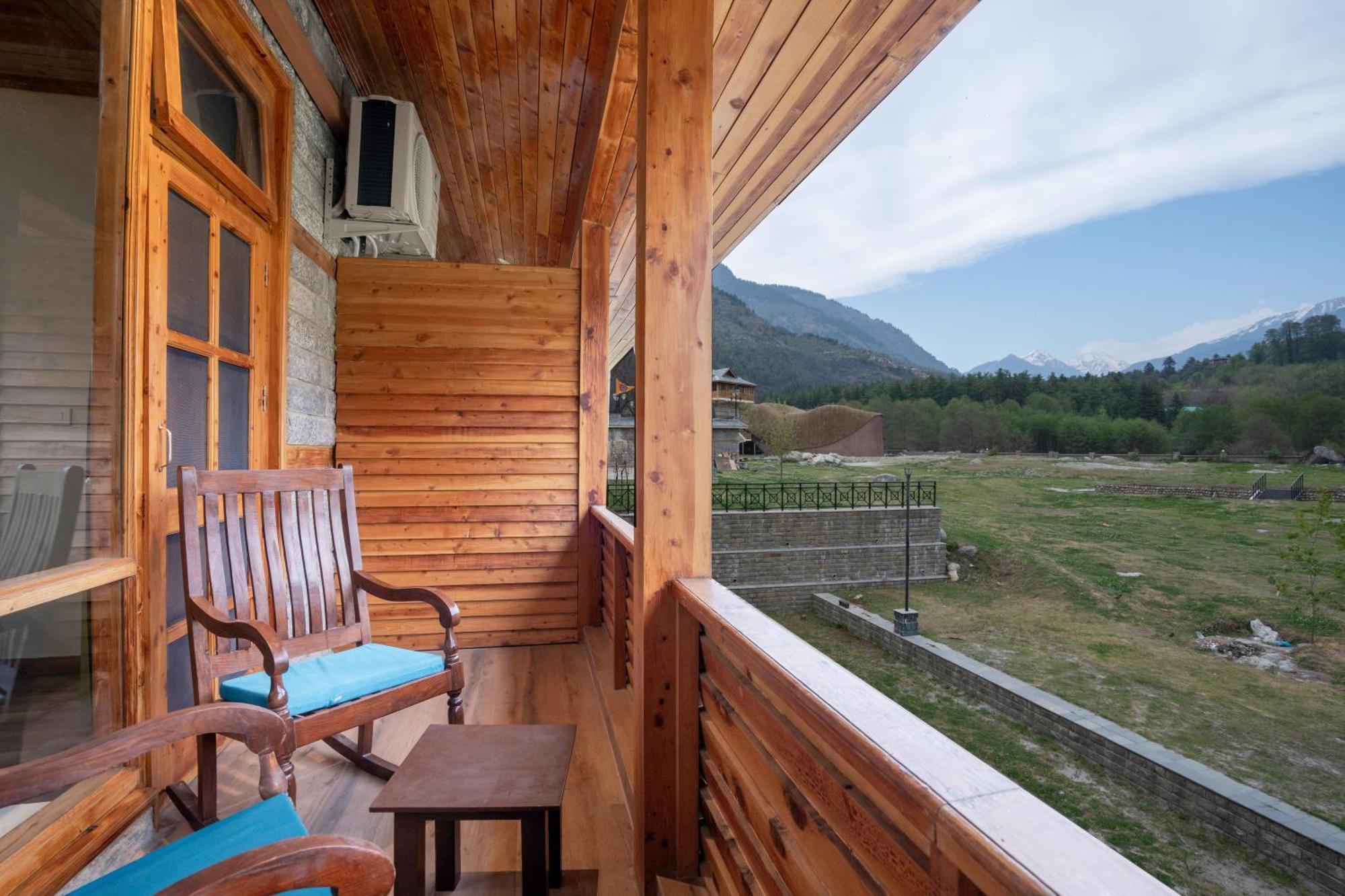 Hotel Devlok Himachal Swarg By Beas - Your Gateway To Heaven Baragrān Exterior foto